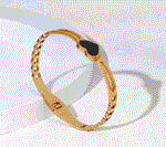 Load image into Gallery viewer, Stainless Steel Heart Lock Bangle
